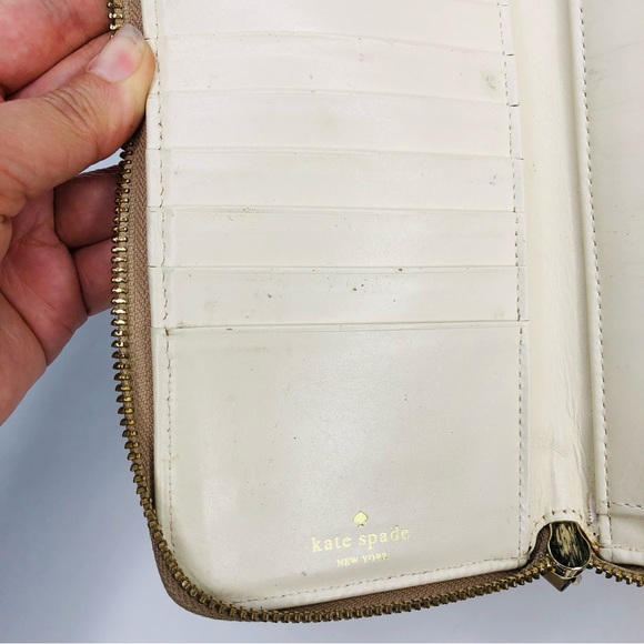 Kate Spade Beige Wallet Gold Zip Around Clutch Leather Pockets Money Coin Card - Picture 10 of 10